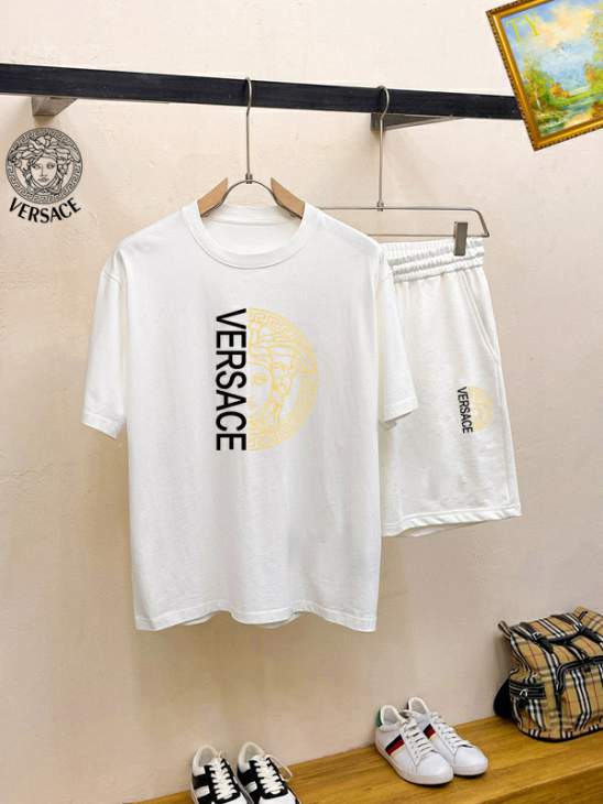 Picture of Versace Shirt Pant Suits _SKUVersaceM-3XL25tx34724876